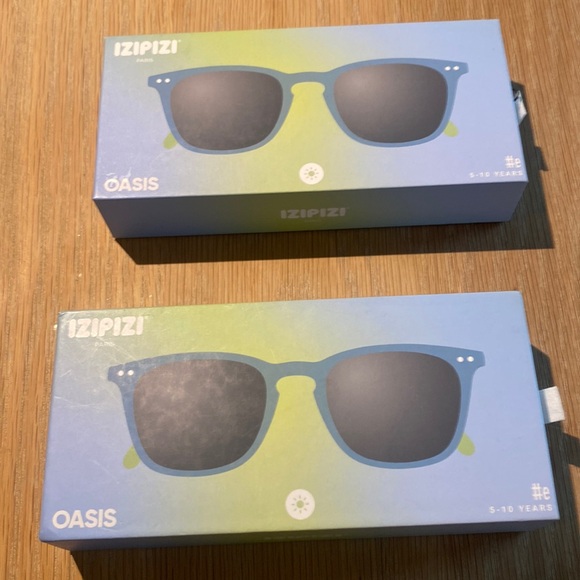 Izipizi Kids Sunglasses (5-10Y) - blue mirage, grey smoke lenses - Picture 1 of 6